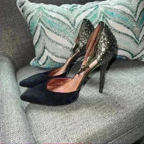 STEVEN black and gunmetal gray closed toe studded heel Size 7.5 - Picture 3 of 7